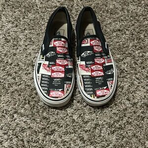 Vans size 5 in men 6.5 in women